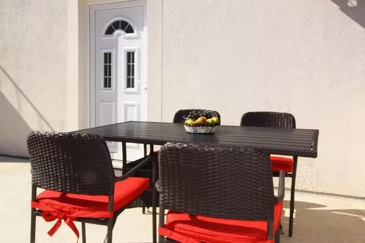 Apartments Dubreta - Superior Two Bedroom Apartment with Balcony (2nd Floor)-Terras