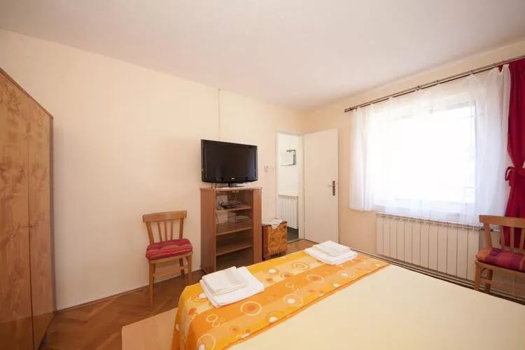 Apartments Gorana - One-Bedroom Apartment with Terrace and Sea View(A2) (ST)