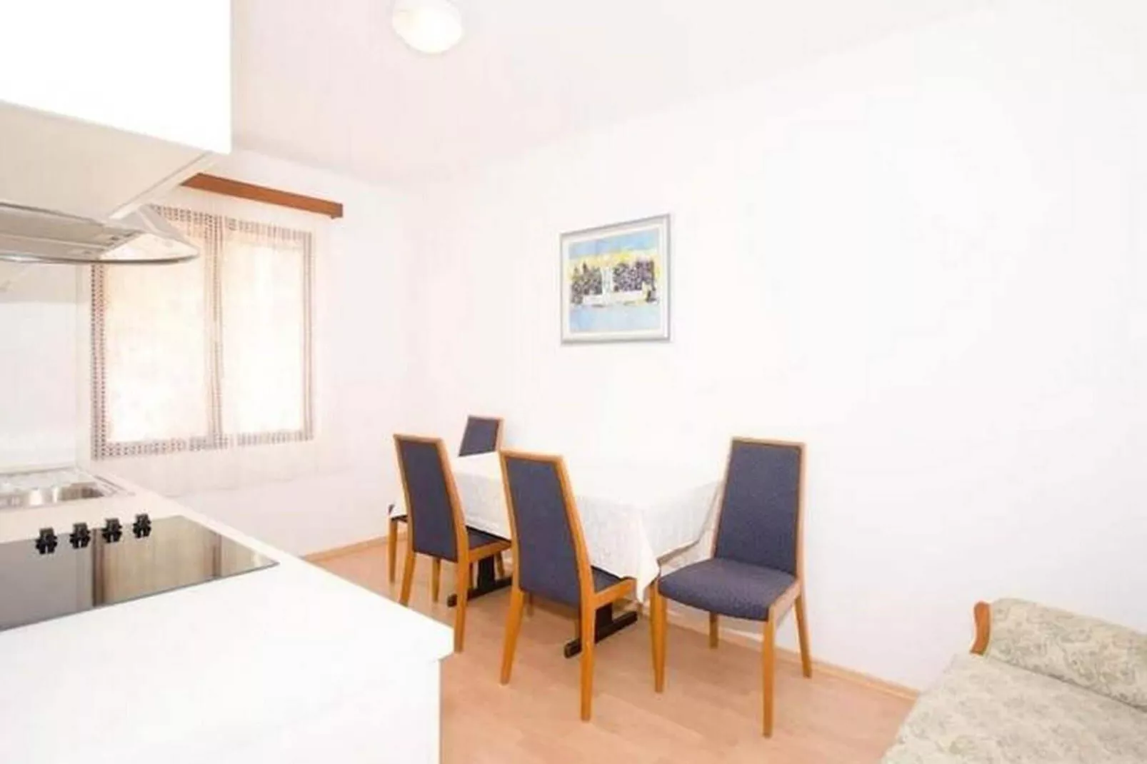 Guest House Rooms Rose - Romantic Double Room with Balcony and Sea View (No.1)