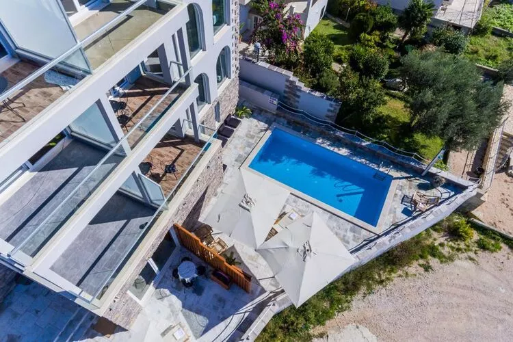 Apartments Villa Capitano - Two Bedroom Apartment with Balcony and Sea View (ŽUTI)-Uitzicht