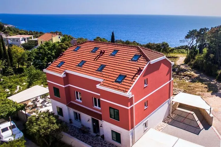 Apartments Villa Luka's - ''No.1'' One-Bedroom Apartment with Balcony and Sea View-Buitenlucht