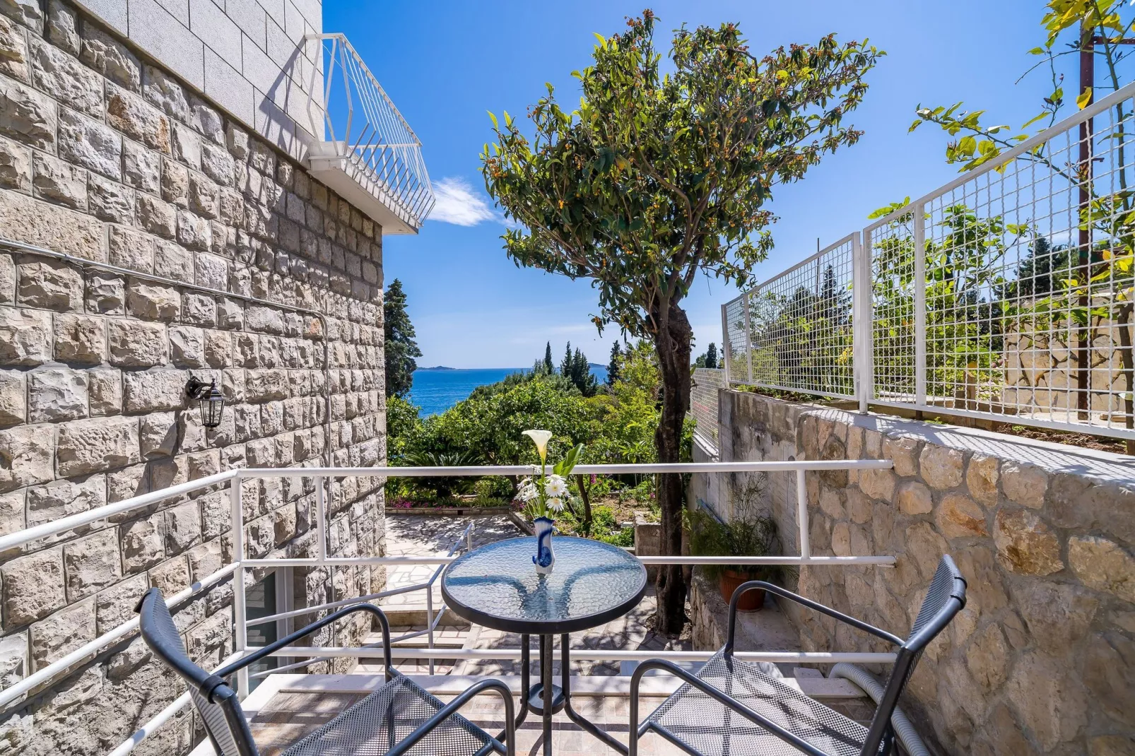 Guest House Villa Nina- Two Bedroom Apartment  with  Terrace and Sea View (Apt67)