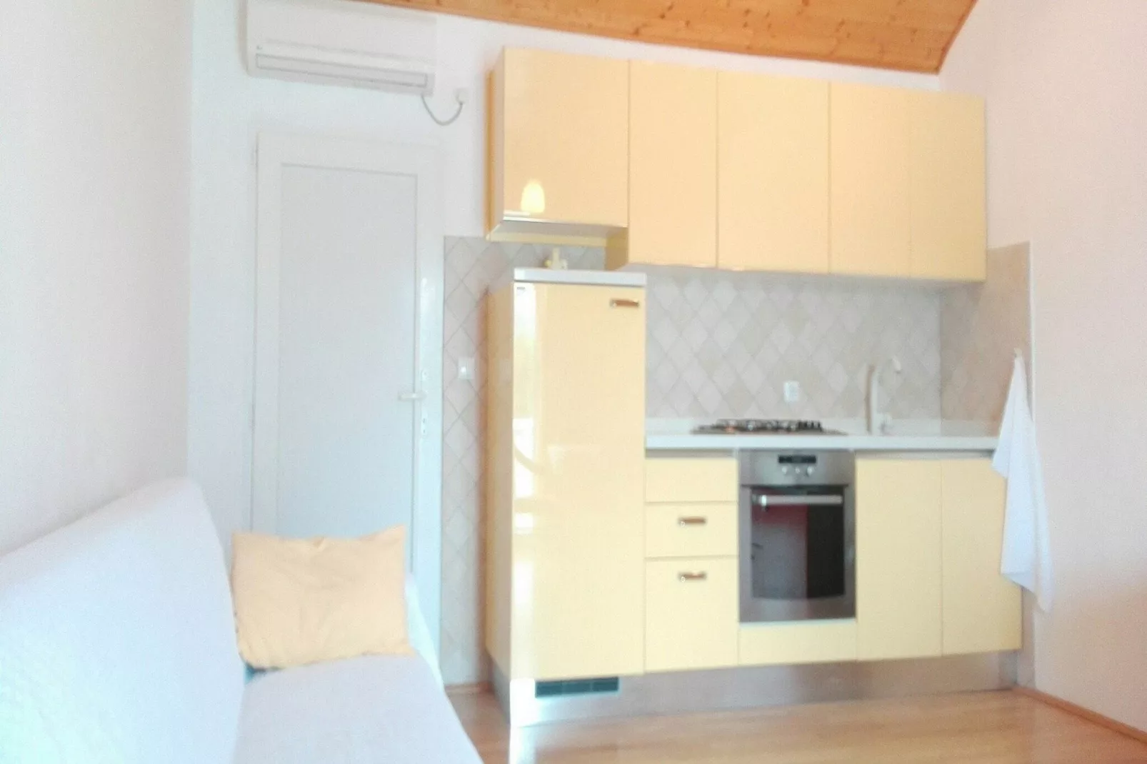 Holiday Home Maćus-Two Bedroom House with Balcony