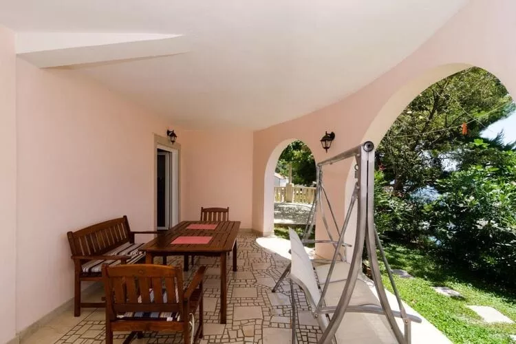 Apartments Plavac Mali- Superior One Bedroom Apartment with Terrace and Sea View-Terras