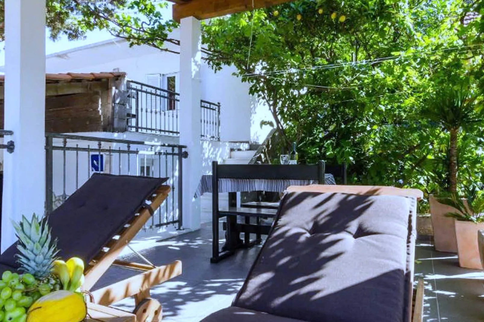 Apartments Ammos - One Bedroom Apartment with Shared Terrace and Sea View (Mali)-Terras