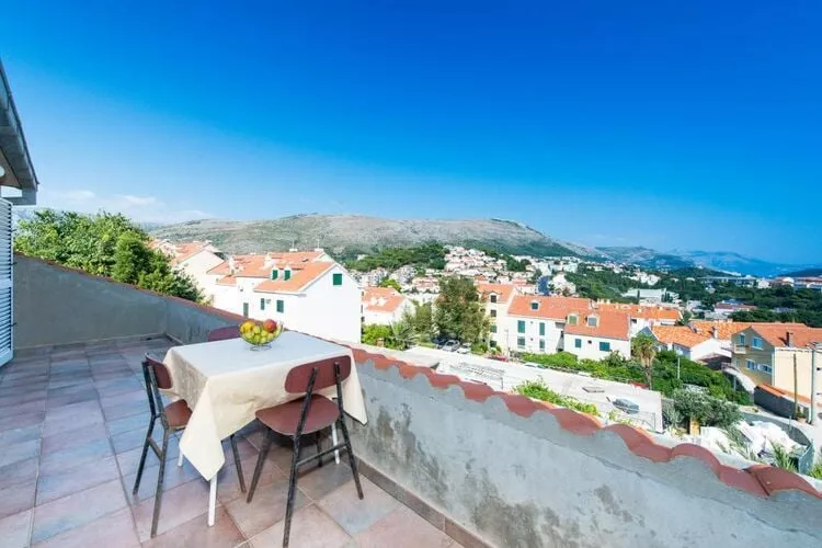 Apartments & Rooms Tapera- Standard Double Room with Terrace and Partial Sea View 1-Terras