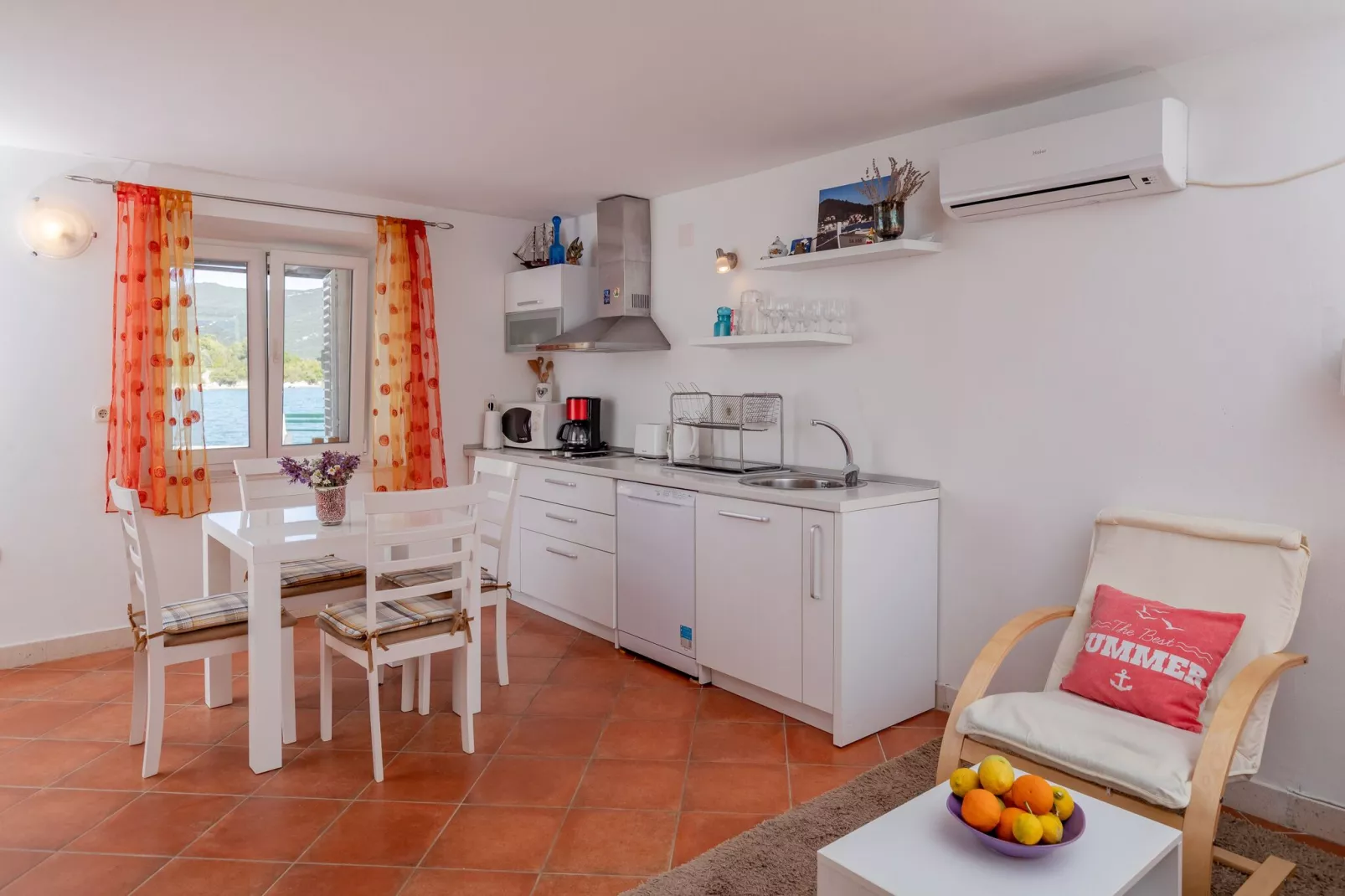 Holiday Home Anima Maris- Duplex Two Bedroom Holiday Home with Terrace and Sea View-Keuken