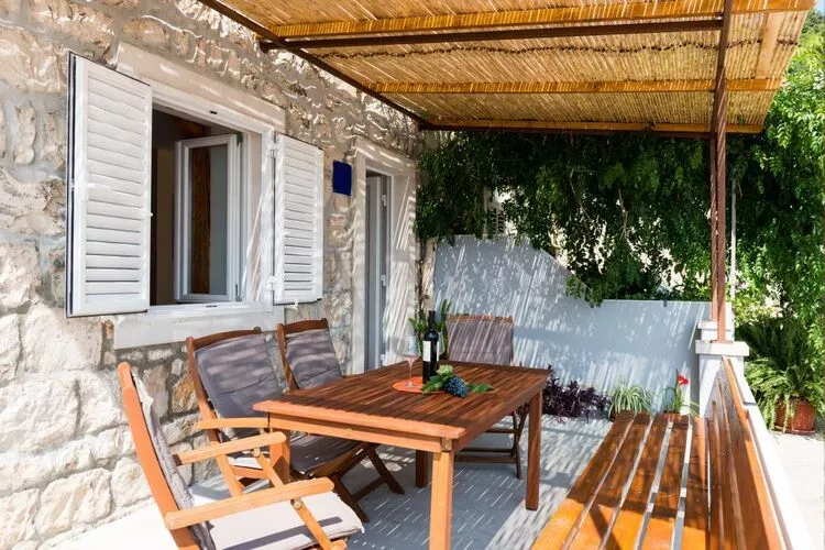 Holiday Home Anima Maris- Duplex Two Bedroom Holiday Home with Terrace and Sea View-Terras