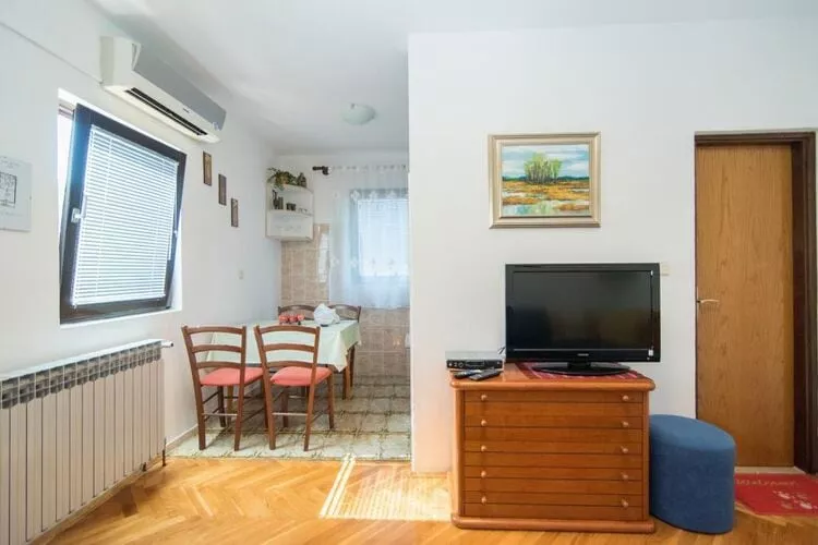 Apartments Natasa- One Bedroom Apartment with Balcony(A1) - (ST)