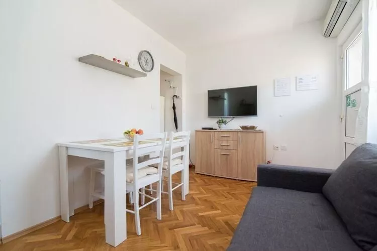 Apartments Natasa- One Bedroom Apartment with Terrace(A2) - (ST)