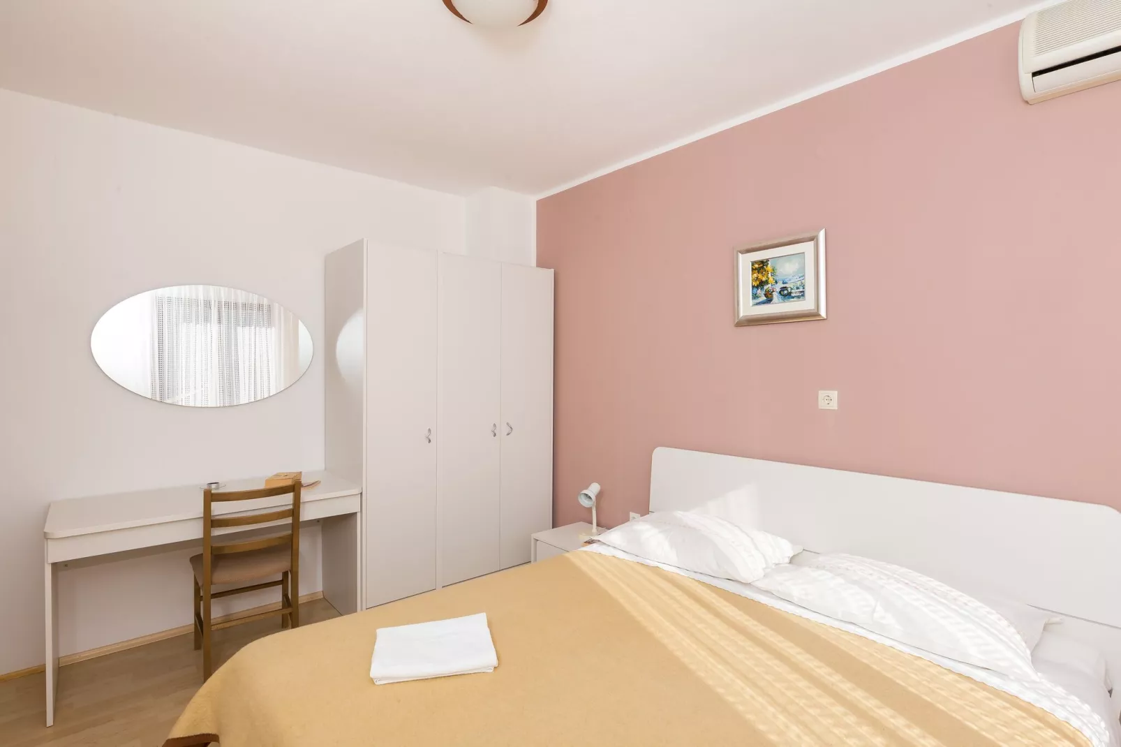 Apartment & Rooms Villa Katarina - Double Room with Shared Balcony 1-Slaapkamer