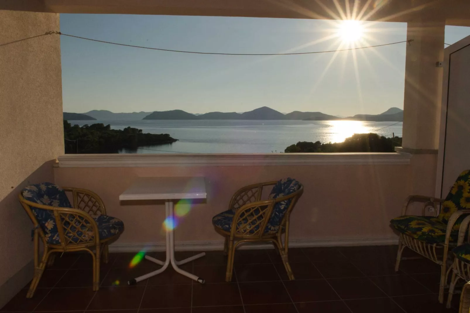 Apartment & Rooms Villa Katarina - Double Room with Terrace and Sea View-Buitenlucht