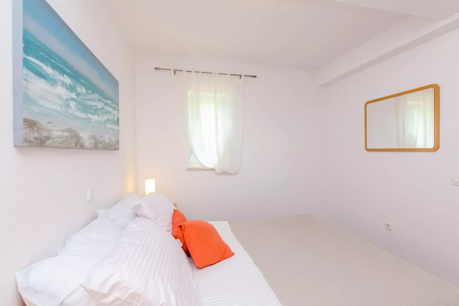 Color Apartments - One Bedroom Apartment with Terrace and Partial Sea View (Blue)-Slaapkamer