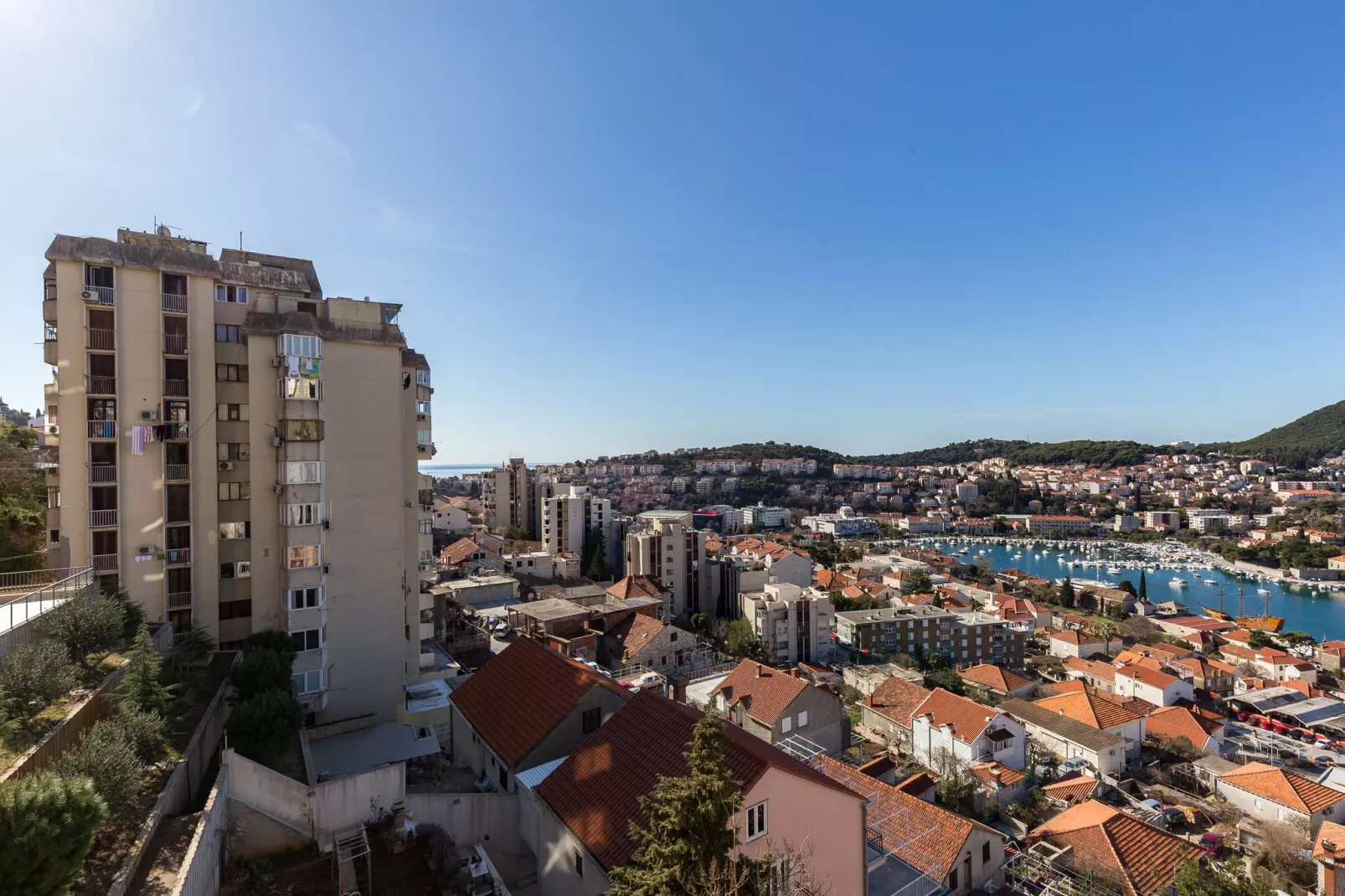 Apartment Brajković - One Bedroom Apartment with Loggia and Sea View-Uitzicht