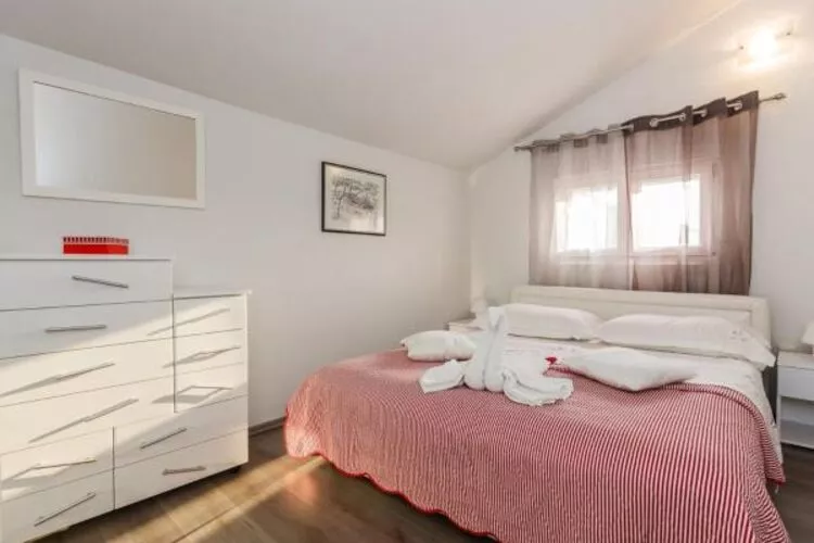 Apartments Roda - Comfort One Bedroom Apartment with Terrace (Kate) - (ST)-Slaapkamer