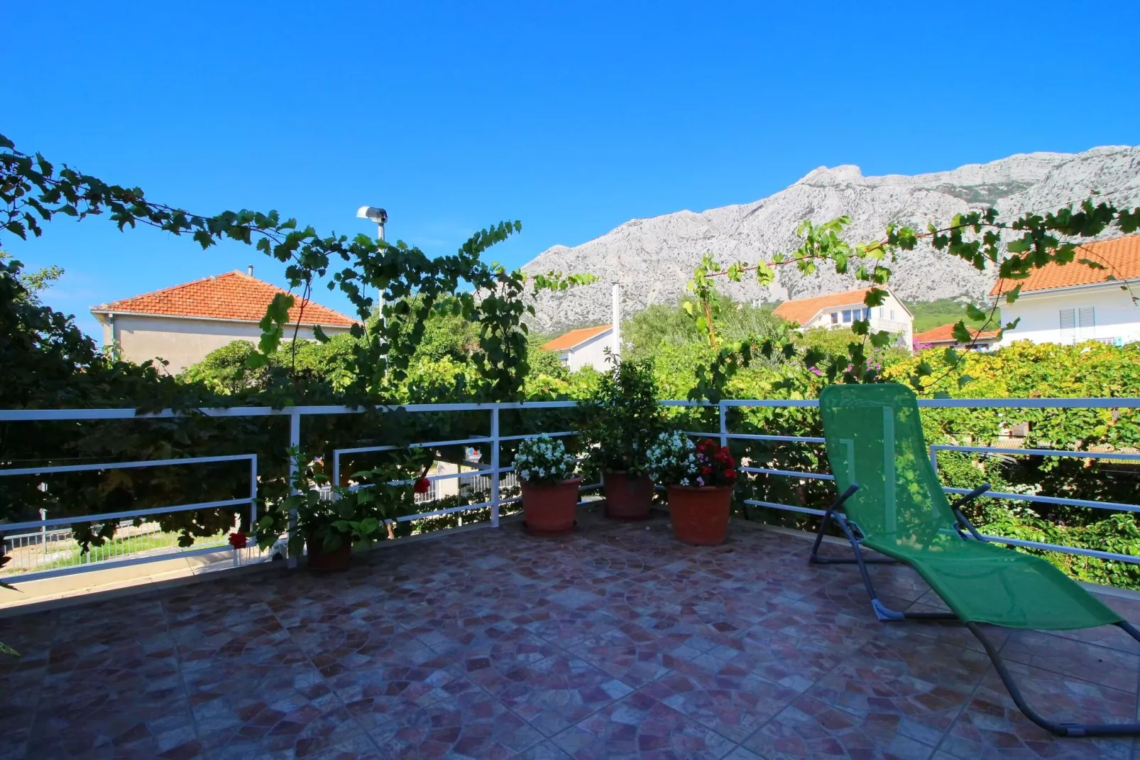 Apartment Domestic - Three Bedroom Apartment with Terrace-Terras