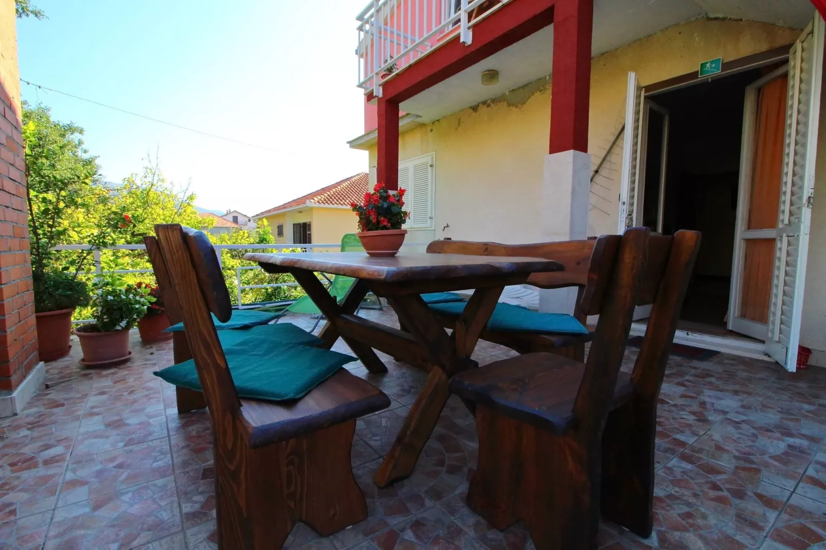 Apartment Domestic - Three Bedroom Apartment with Terrace-Terras