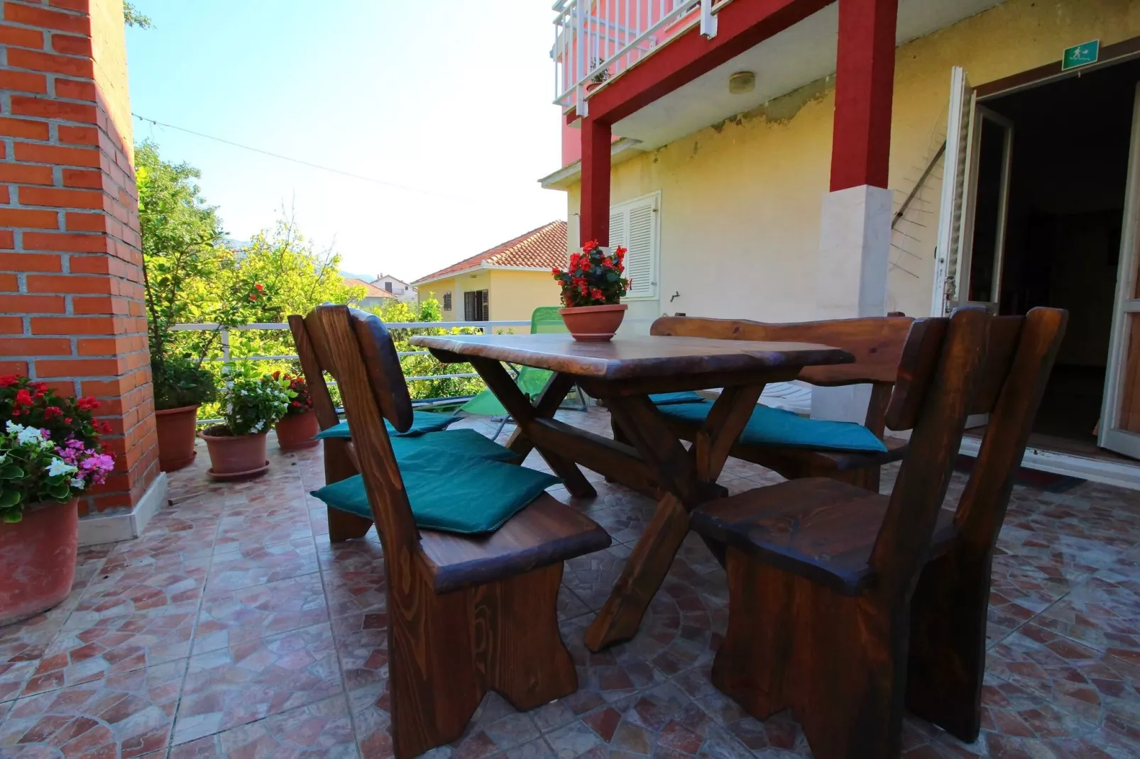 Apartment Domestic - Three Bedroom Apartment with Terrace-Terras