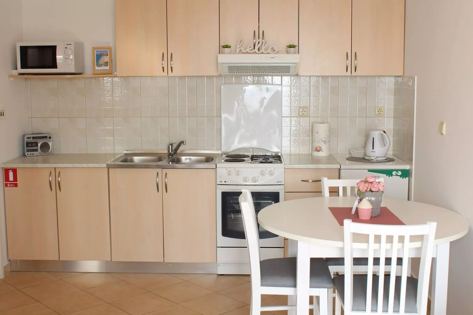 Apartments Lovro - One Bedroom Apartment with Terrace and Sea View (2)-Keuken