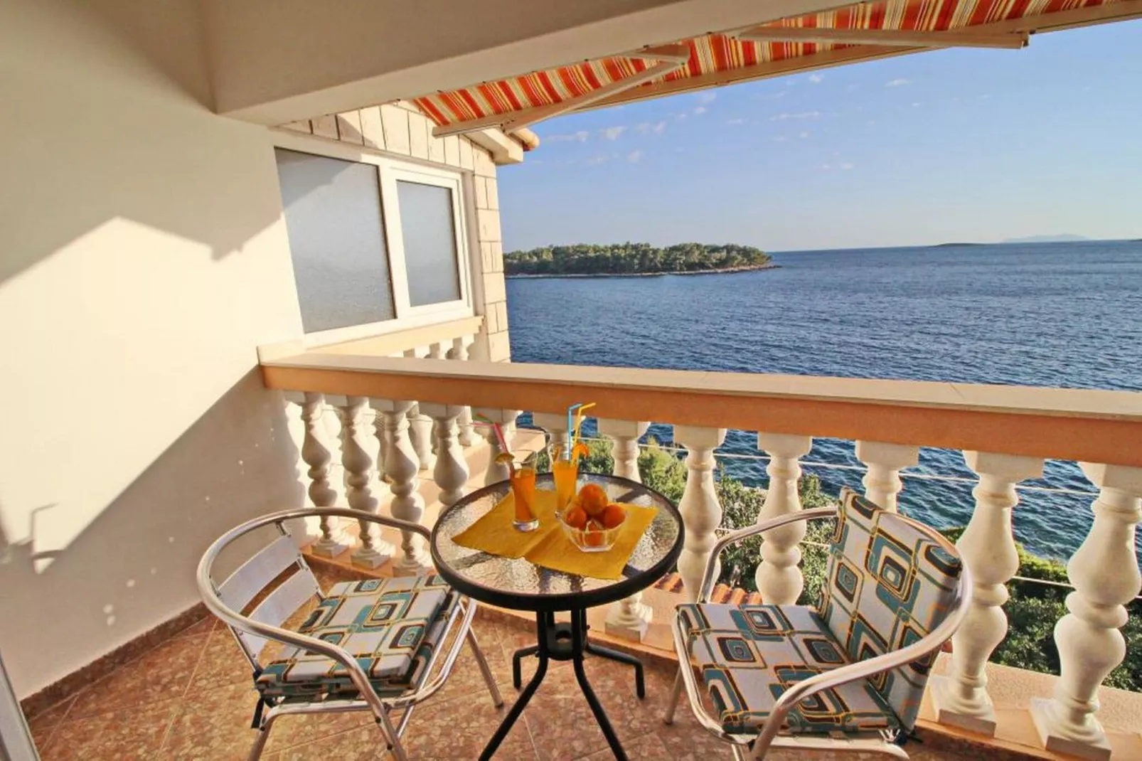 Apartments Villa Senija - Comfort Two Bedroom Apartment with Terrace and Sea View (Lavander)