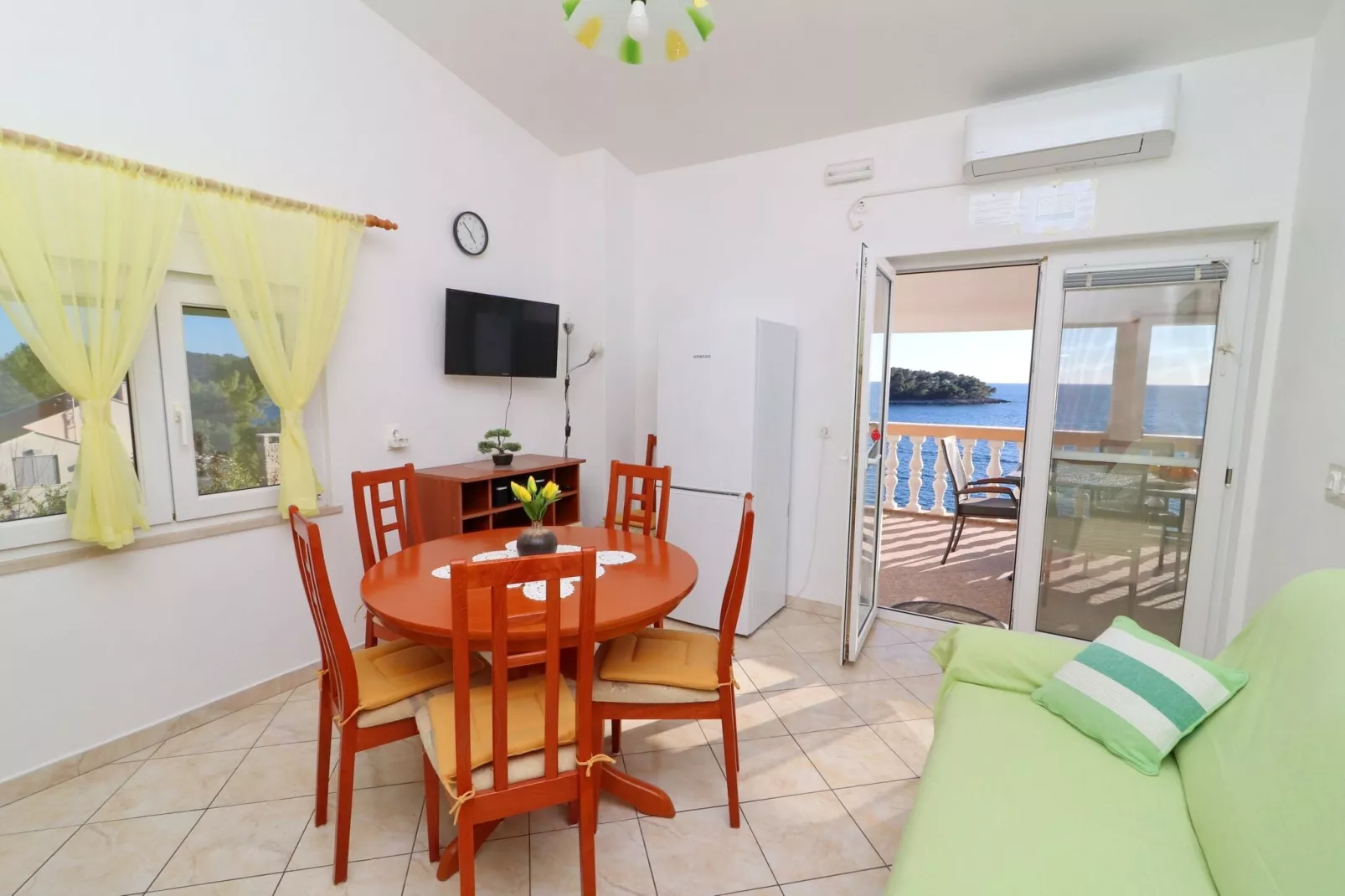 Apartments Villa Senija - Three Bedroom Apartment with Terrace and Sea View  ( Rosemary )