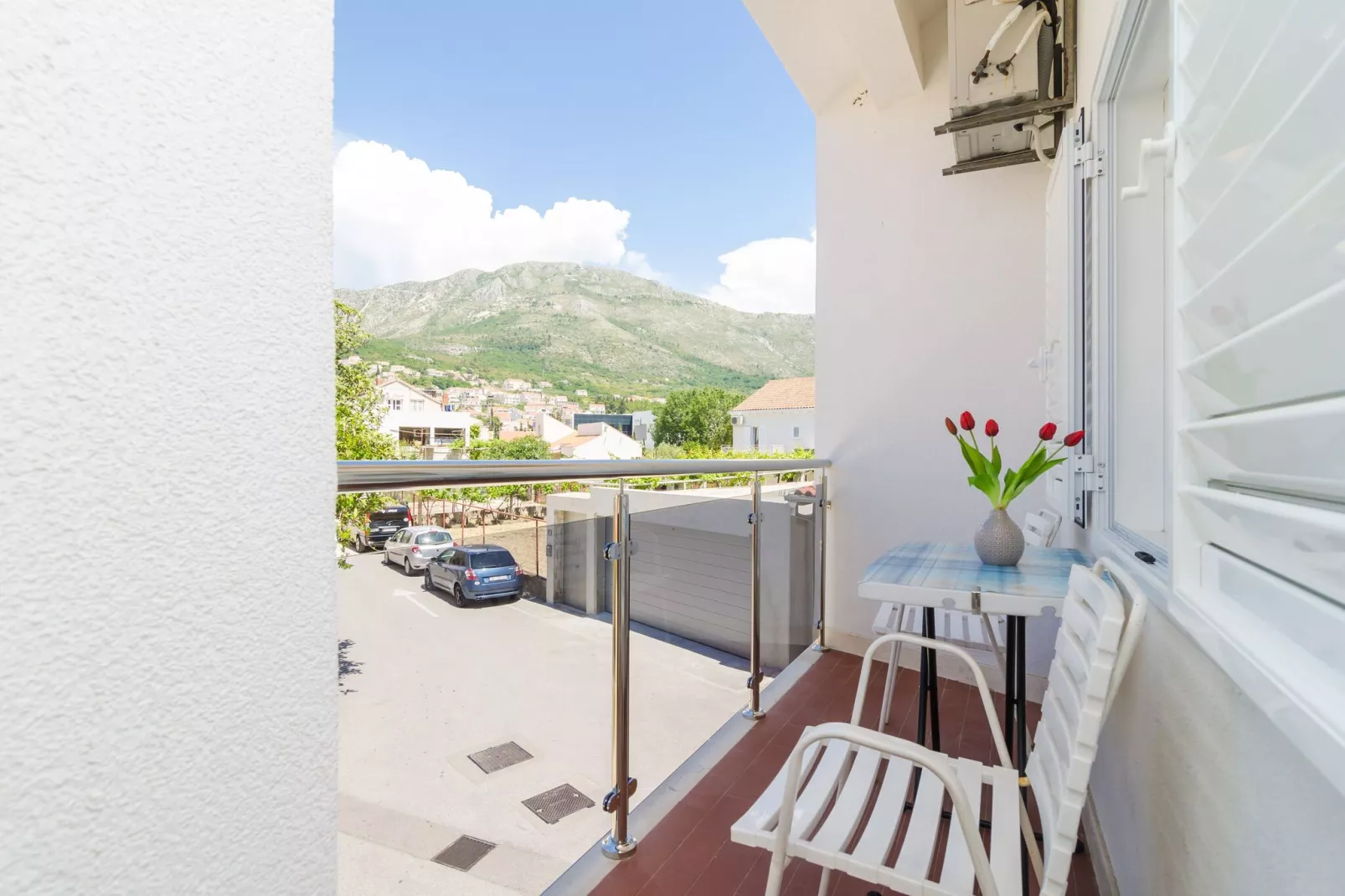 Apartments & Rooms Barišić-Comfort One Bedroom Apartment with Balcony and Garden View (Apt Preko)-Terrasbalkon