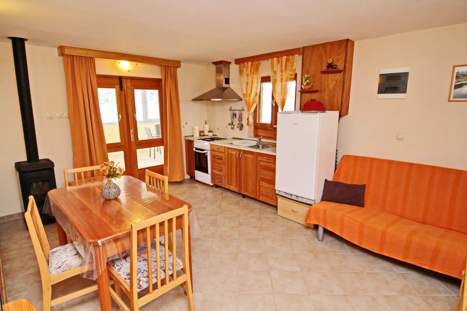 Holiday Home Katica - One Bedroom Holiday Home with Terrace and Sea View-Woonkamer