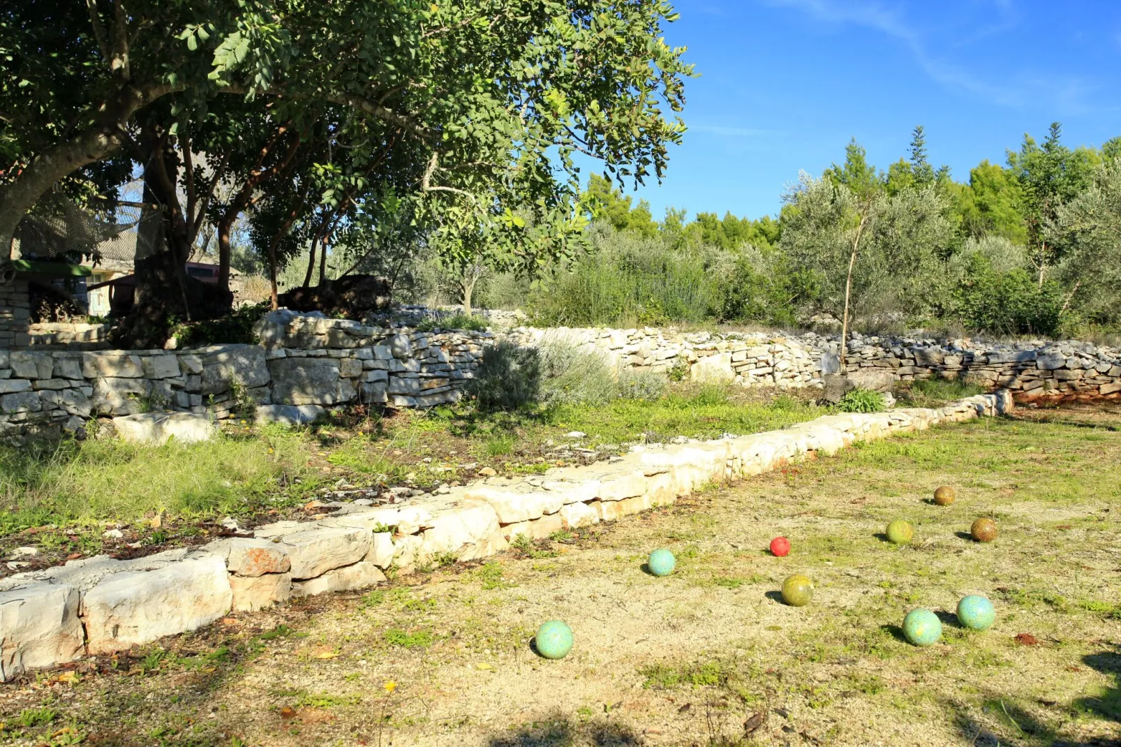 Stone House Oreb's Cottage - Two Bedroom Stone House with Terrace and Garden View-Tuinen zomer