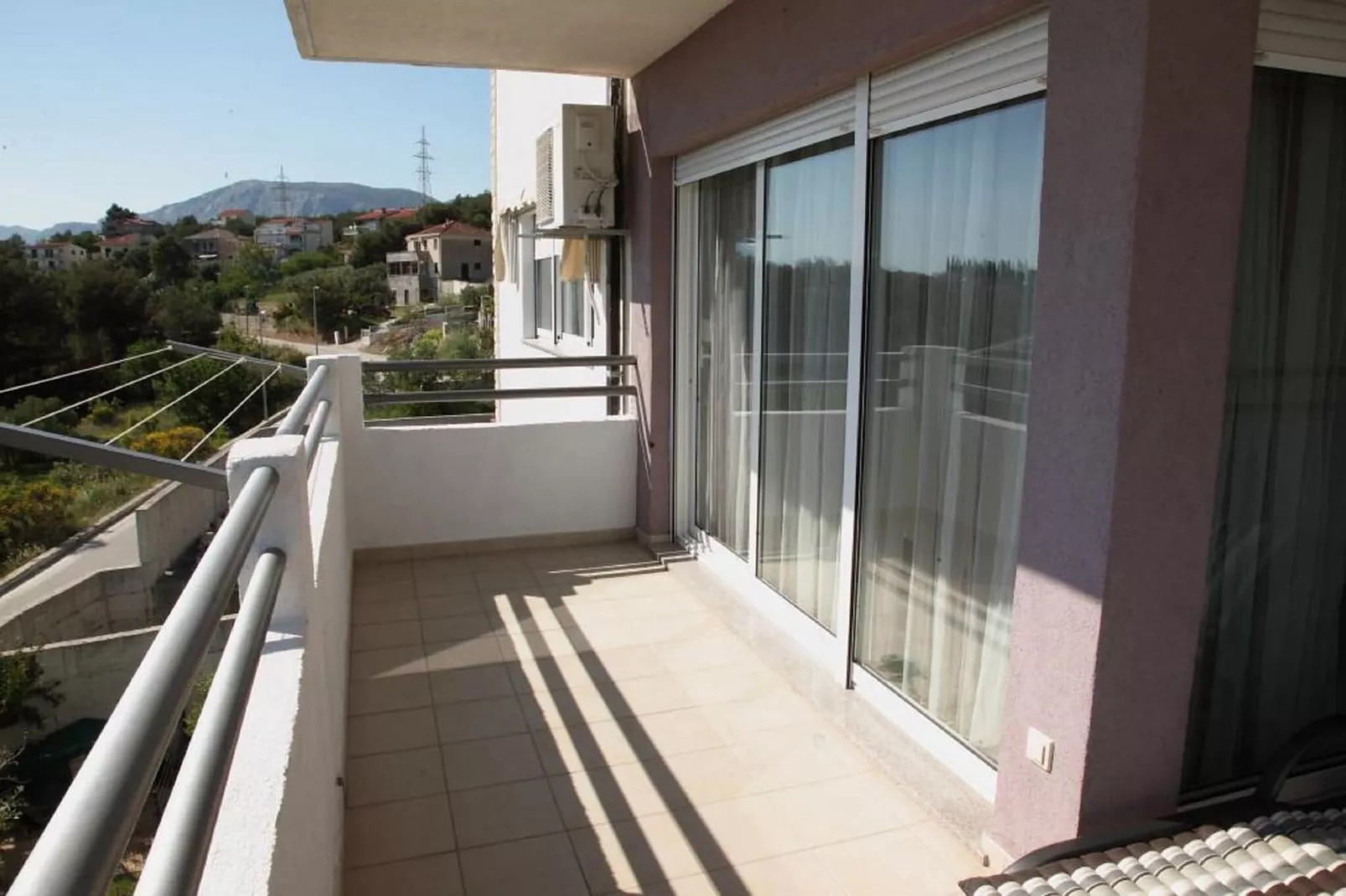 Apartment Toma (ST) - Comfort Two Bedroom Apartment with Terrace and Sea View (A2 - gornji)-Terras