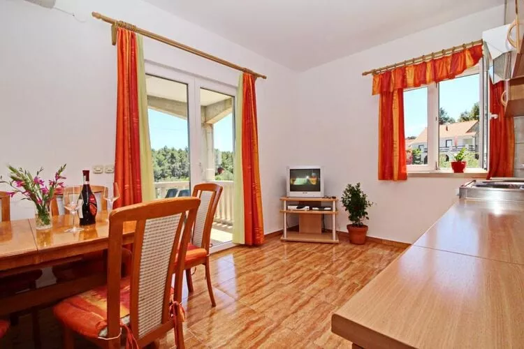 Apartments Veselka, Lumbarda - One Bedroom Apartment with Terrace and Sea View (Apt 4)