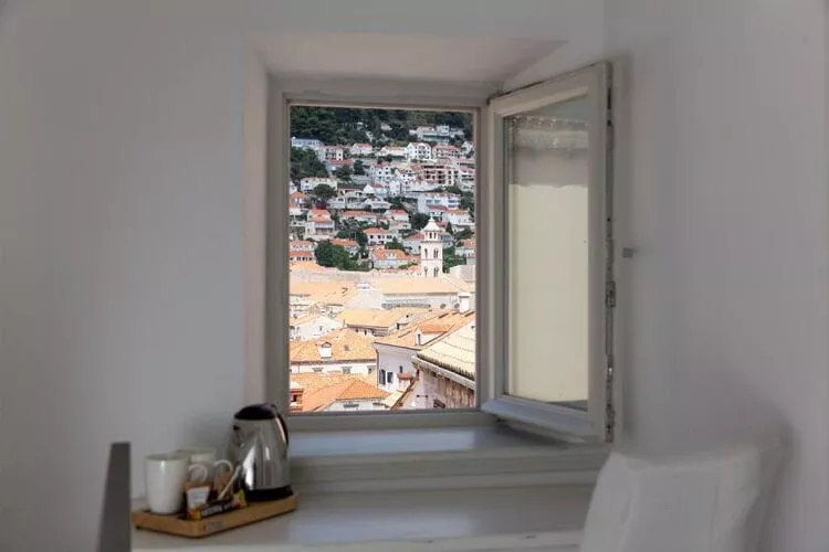 Dubrovnik Sweet House - Superior Double Room with Old Town Roofs View (SOBA 2)-Uitzicht