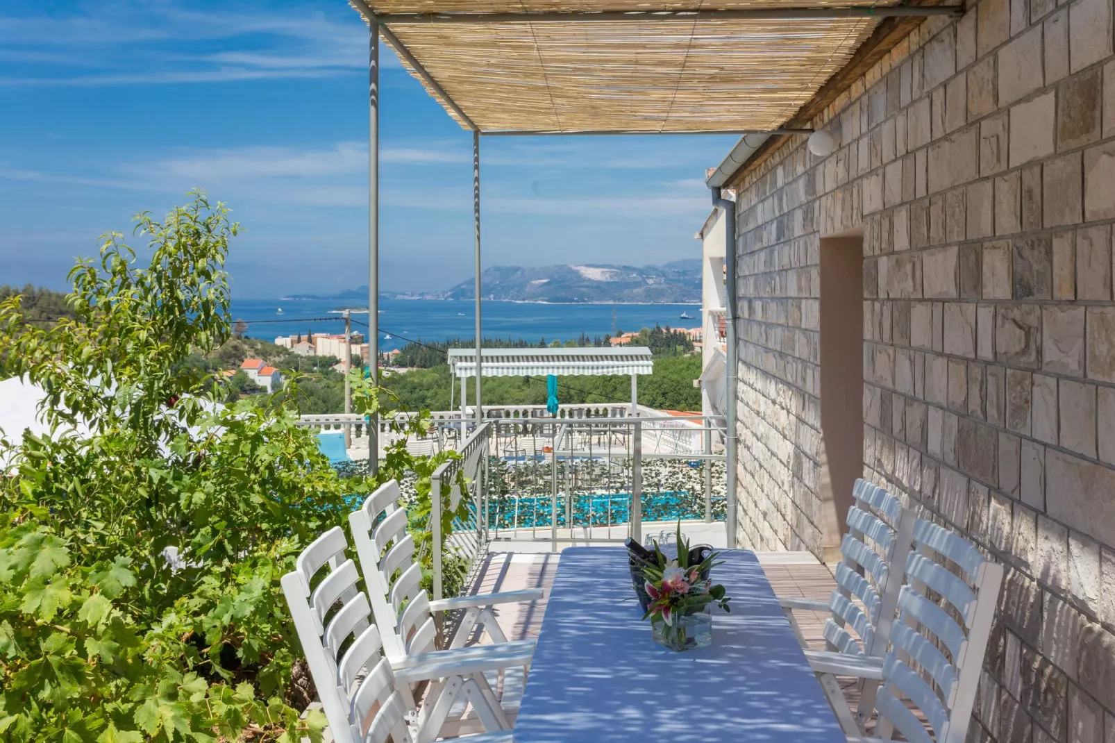 Apartments Oleander Sea View - Three Bedroom Apartment with Terrace and Sea View (Veliki)-Terras