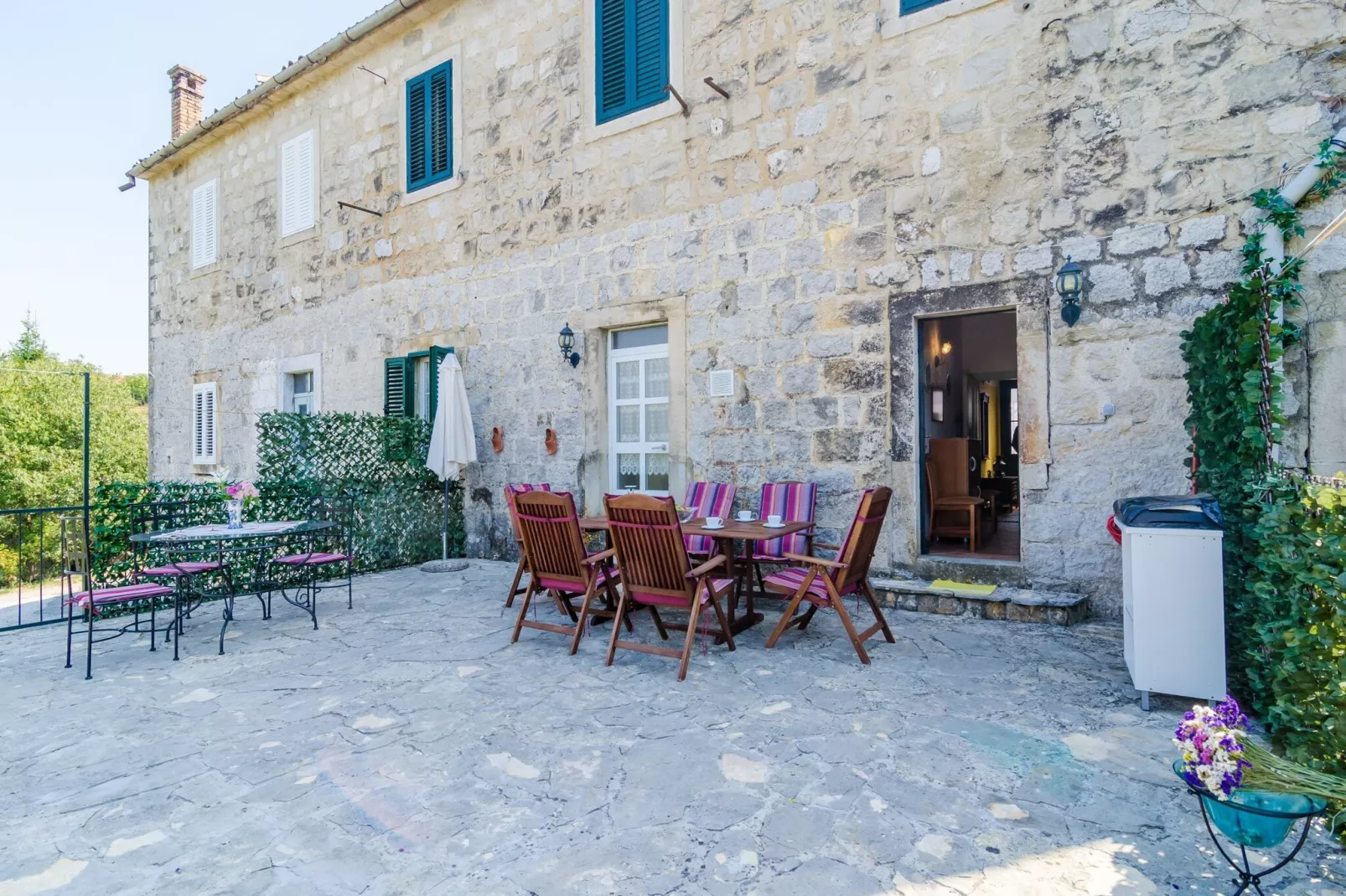 Stone House ''DiMaTo'' - Four Bedroom Holiday Home with Terrace