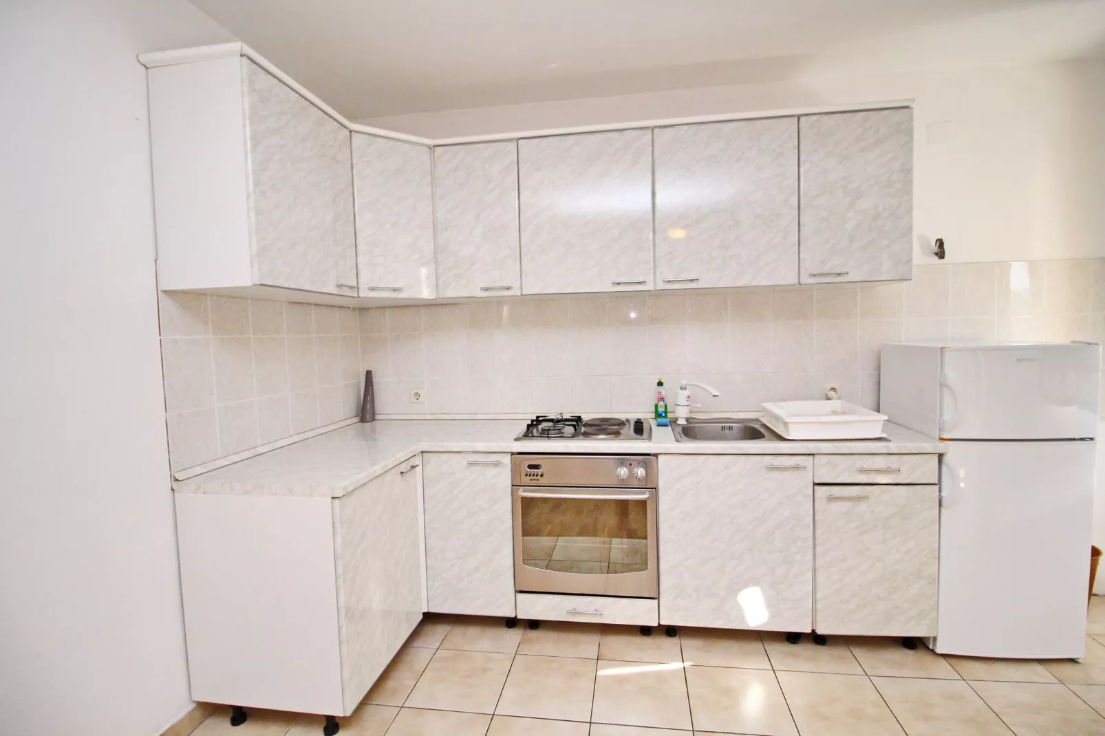 Apartments Marković Orebić - One Bedroom Apartment with Terrace and Garden View (A2)-Keuken