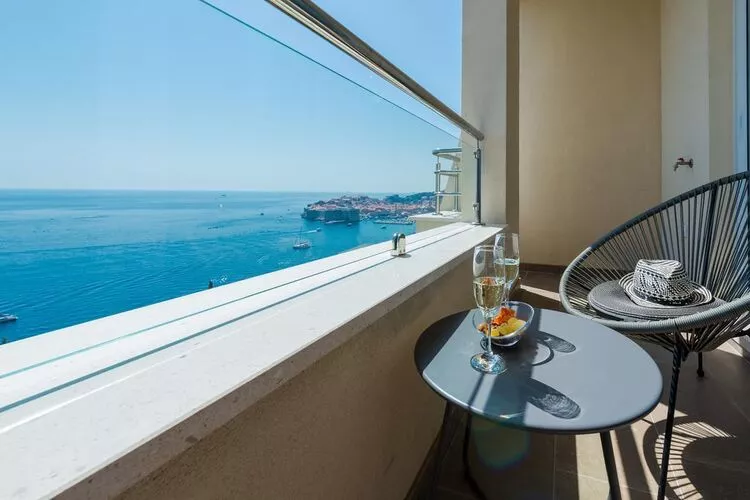 Apartments Horizon - One-Bedroom Apartment with Balcony and Sea View-Terrasbalkon