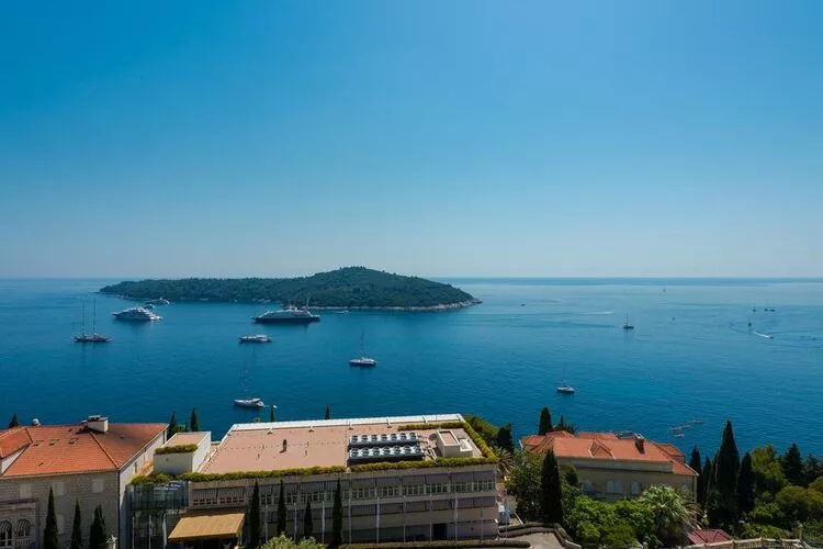 Apartments Horizon - Double Room with  Balcony and Sea  View