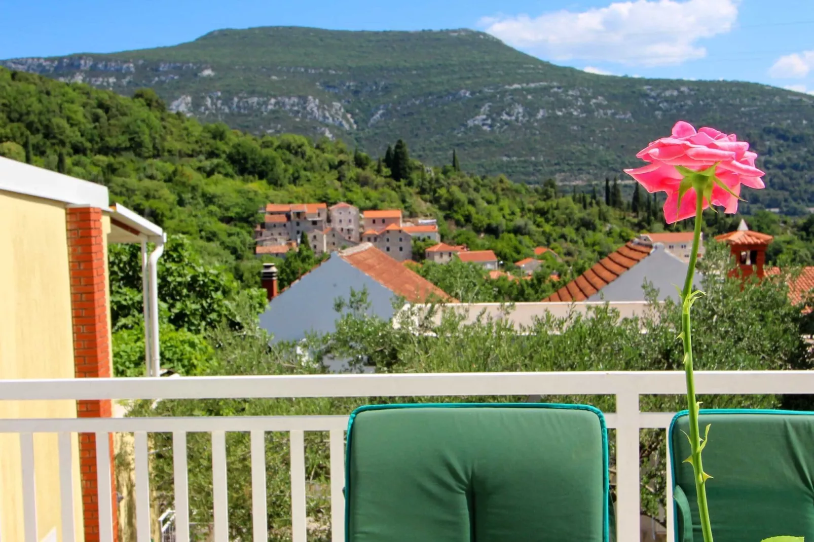 Holiday Home Gea - Three Bedroom Holiday Home with Terrace and Partial Sea View-Terrasbalkon