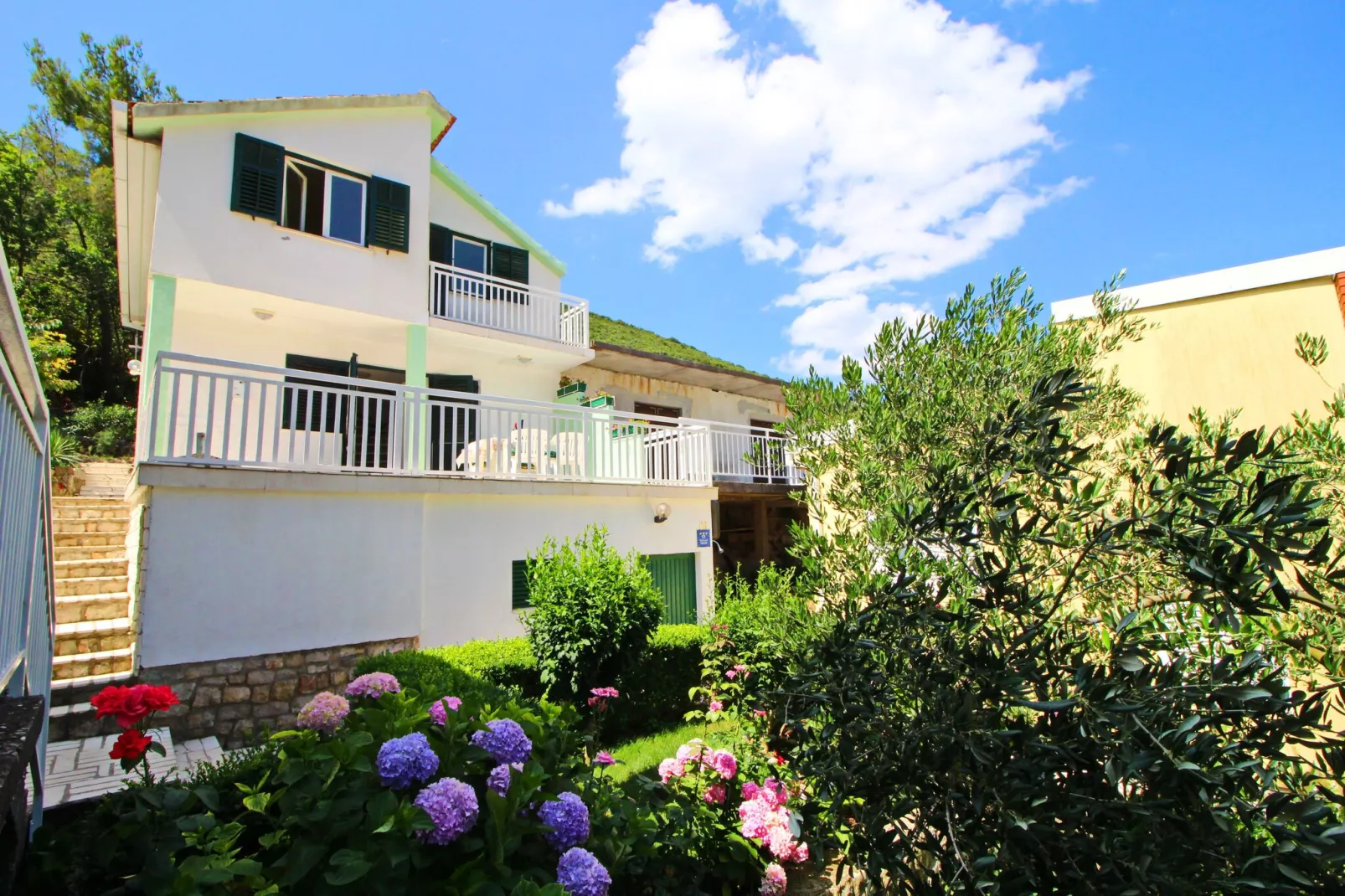 Holiday Home Gea - Three Bedroom Holiday Home with Terrace and Partial Sea View-Buitenlucht