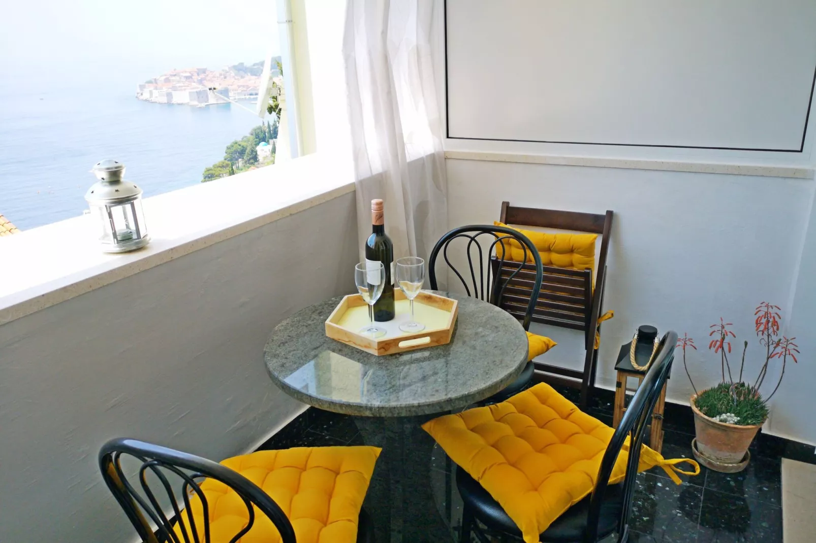 Apartment Merivo - Apartment with Sea View-Buitenlucht