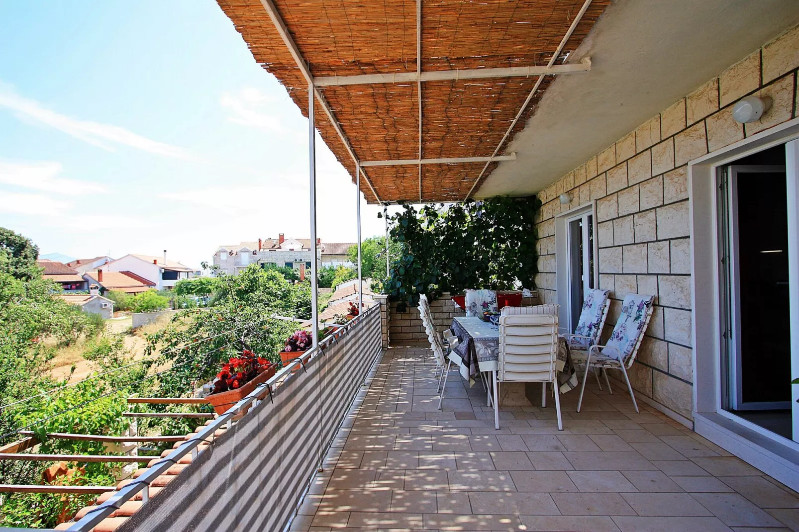 Apartments Martić - Four Bedroom Apartment with Terrace and Sea View - (ST)