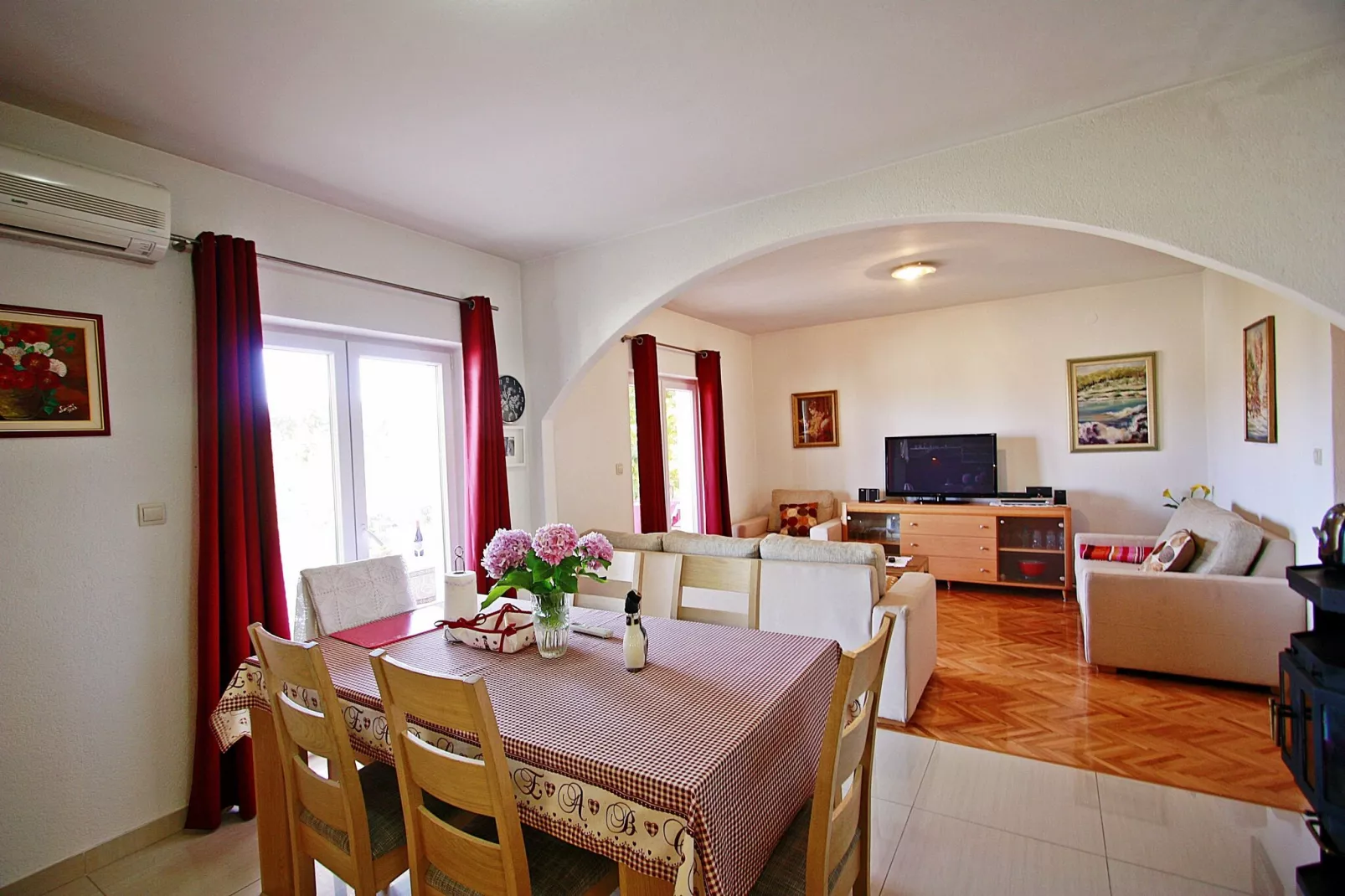 Apartments Martić - Four Bedroom Apartment with Terrace and Sea View - (ST)-Binnen