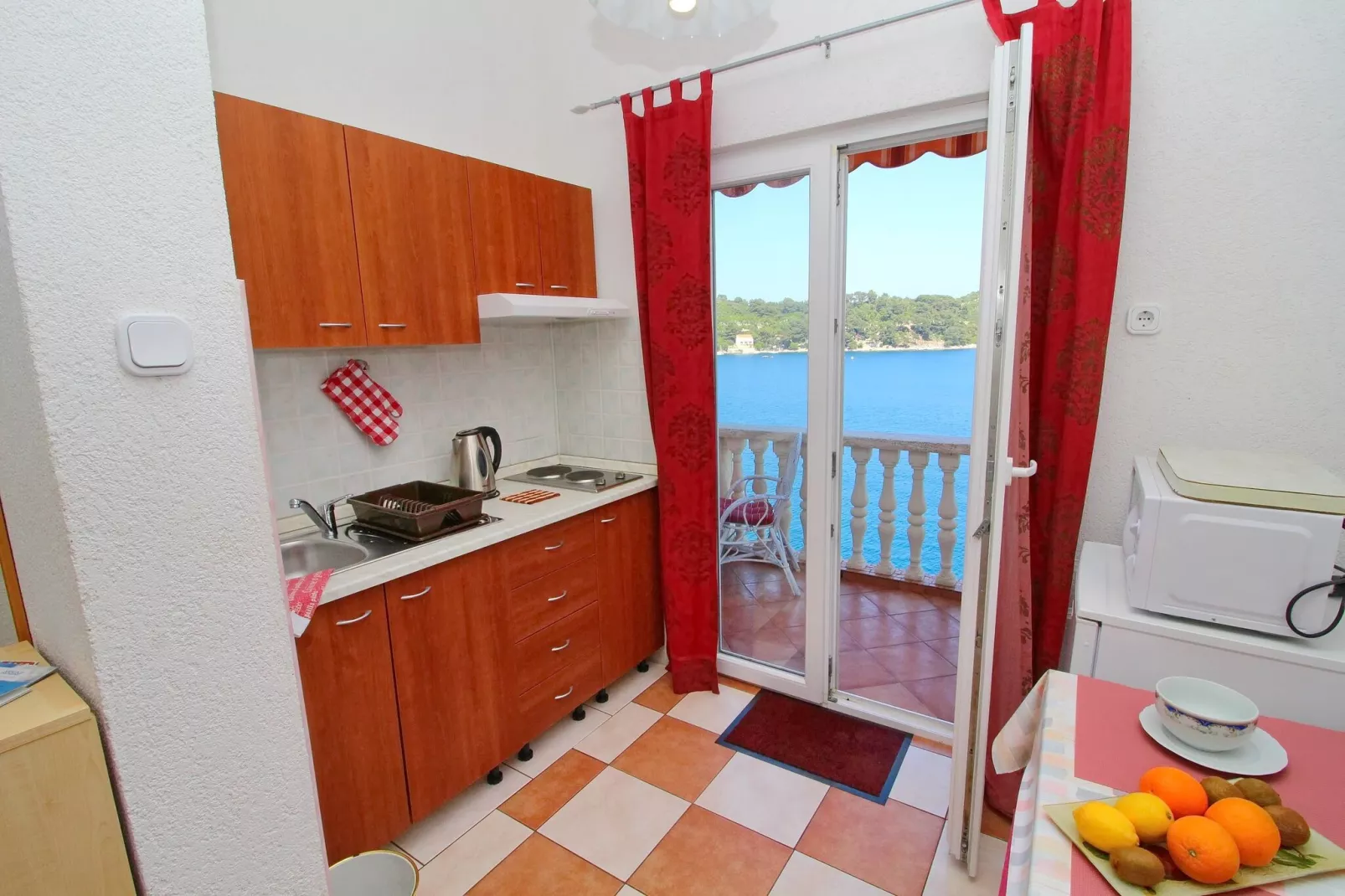 Apartments Filipović - Comfort One-Bedroom Apartment with Balcony and Sea View (A2)