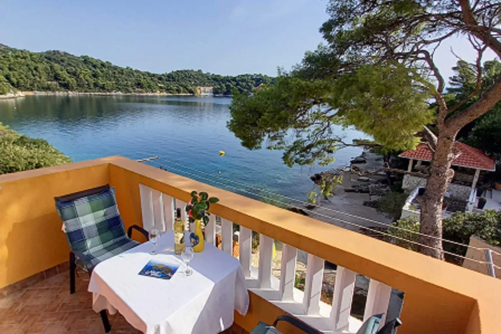 Apartments Vinko Mljet- One-Bedroom Apartment with Terrace (A3)-Uitzicht