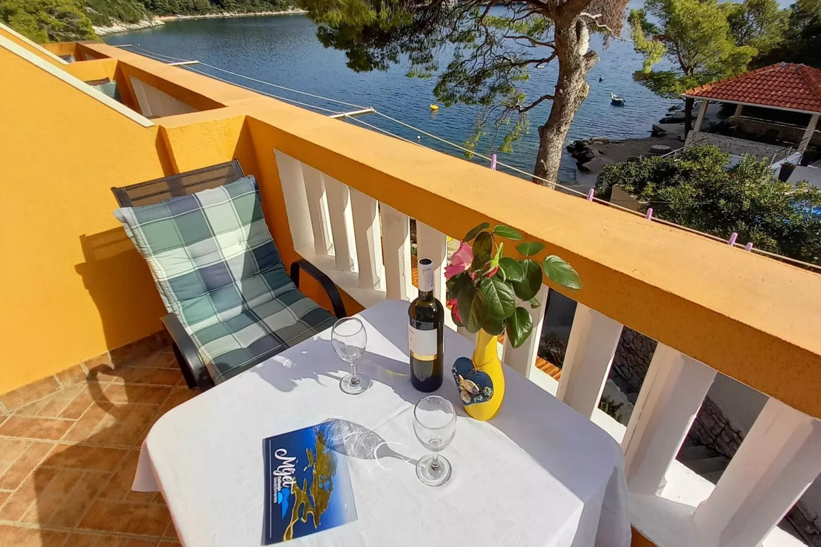 Apartments Vinko Mljet- One-Bedroom Apartment with Terrace (A5)-Uitzicht