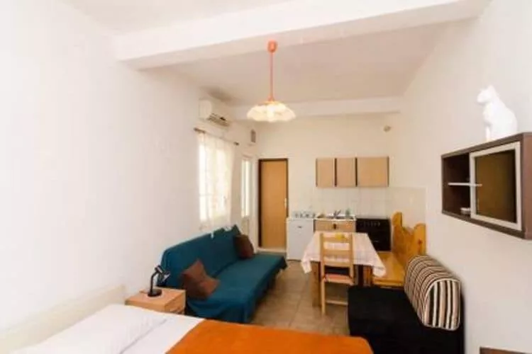 Apartments Felix Mljet - One Bedroom Apartment with Balcony (Marijana)-Woonkamer