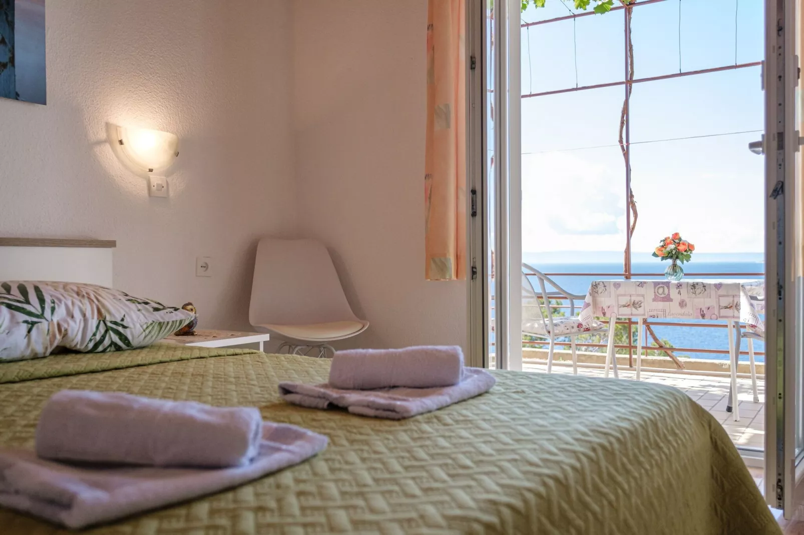 Rooms Sani- Double Room with Terrace and Sea View (S2)