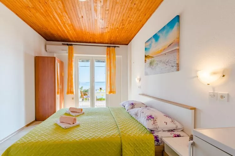 Rooms Sani - Double Room with Terrace and Sea View (S3)-Slaapkamer