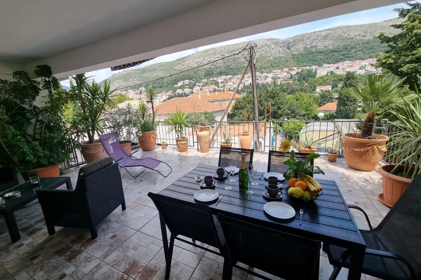 Apartments Mavi - Two-Bedroom Apartment with Terrace and City View-Terras