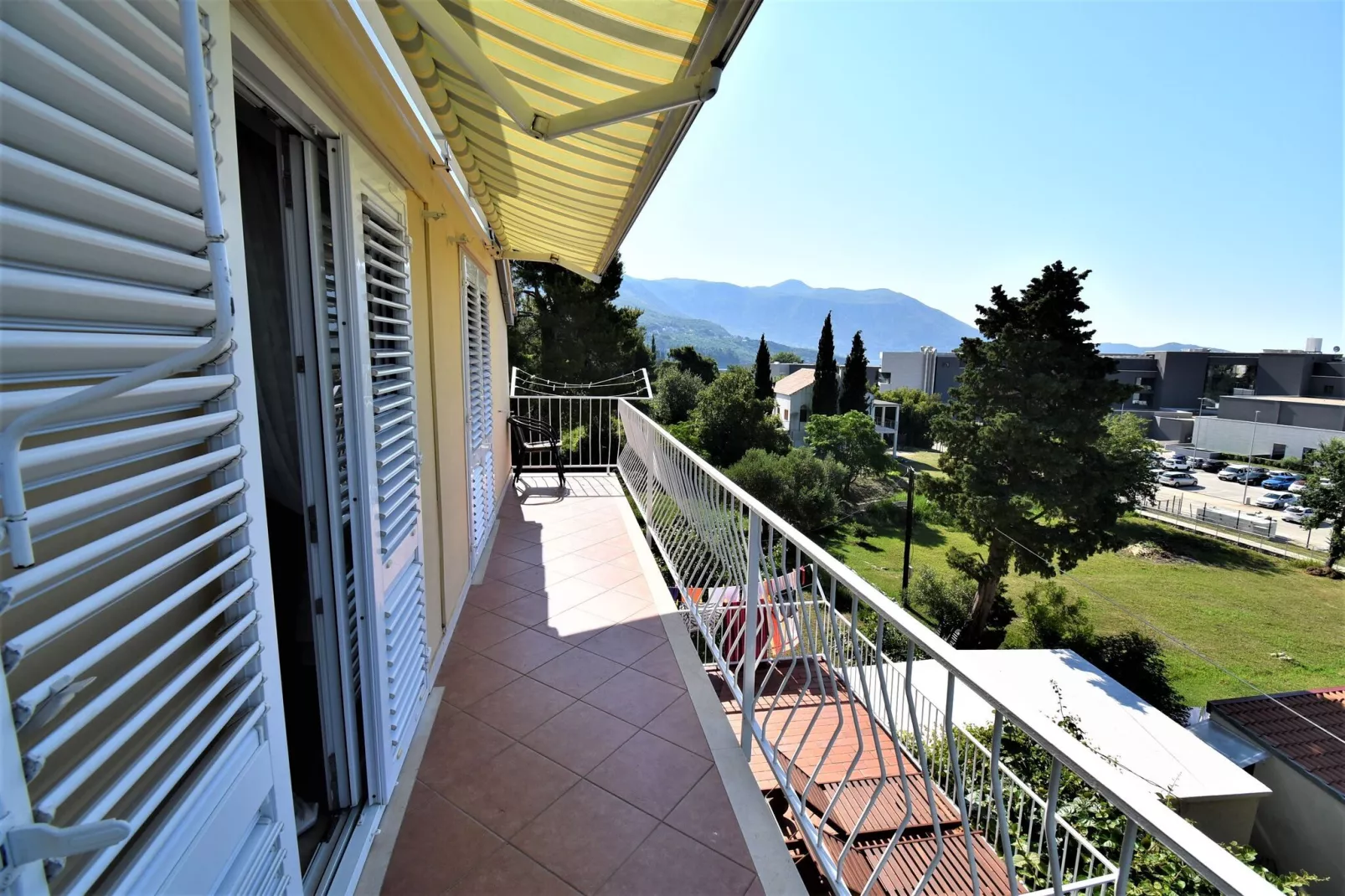 Guest House Kanjuo - Two Bedroom Apartment with Terrace and Garden View-Terrasbalkon