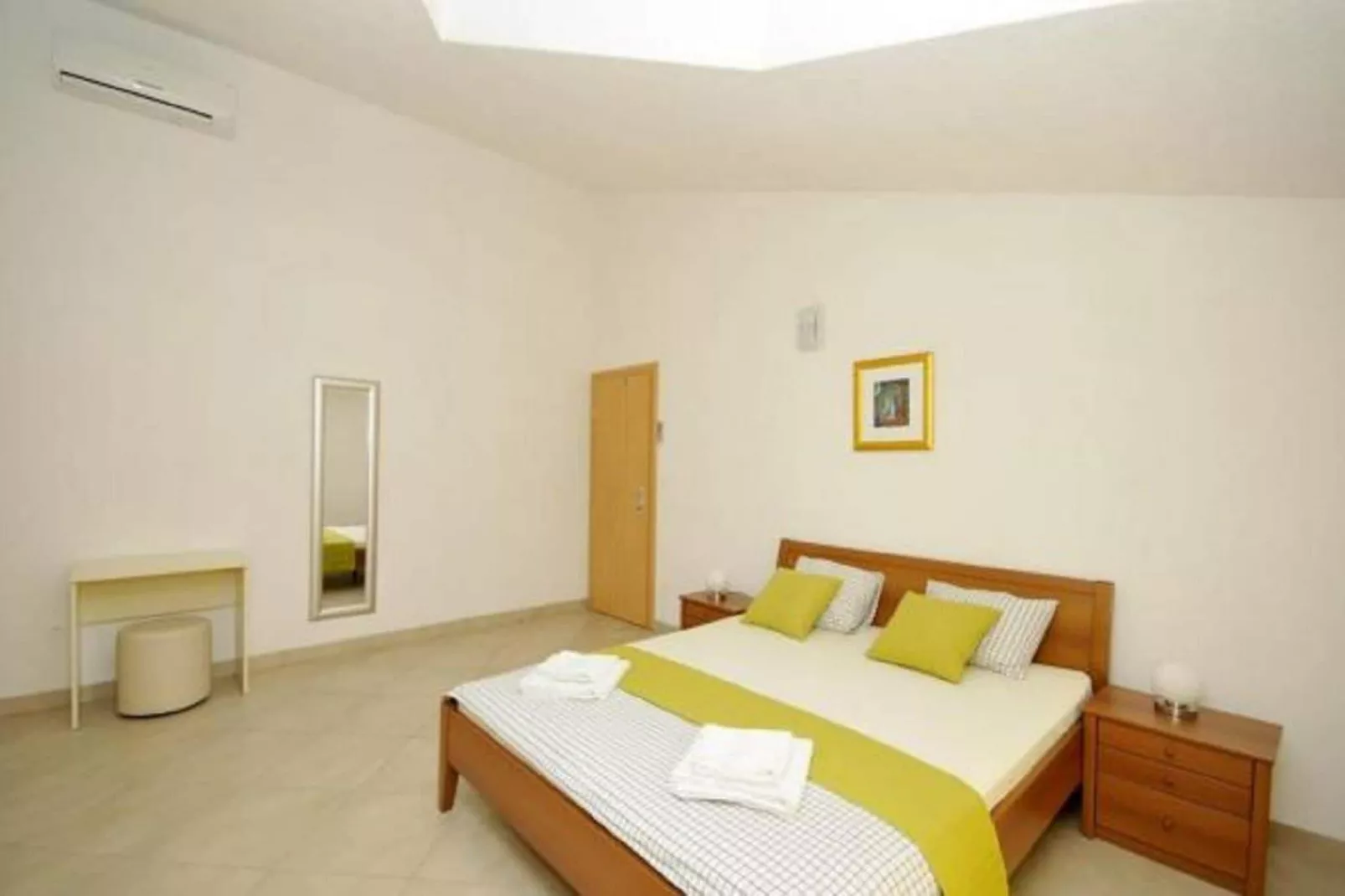 Apartments Villa Moonlight - Standard One Bedroom Apartment with Balcony (Alice)-Slaapkamer